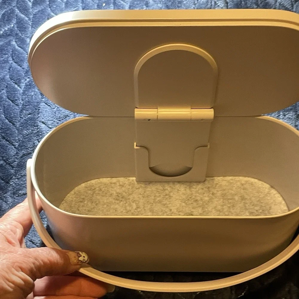 NEW Monat Bright Top LED Mirror Travel Tote 9 X 4.5 X 4